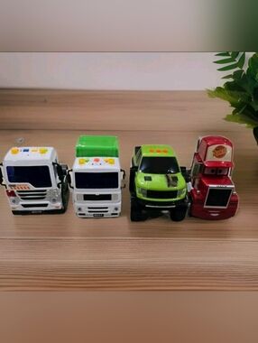 Disney Cars Mack Truck + Garbage Trucks Pickup Toy Vehicle Lot Kids 4pc